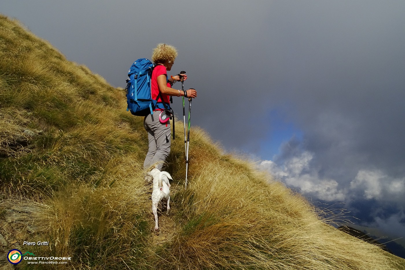 86 Risalendo su traccia al Monte Triomen.JPG